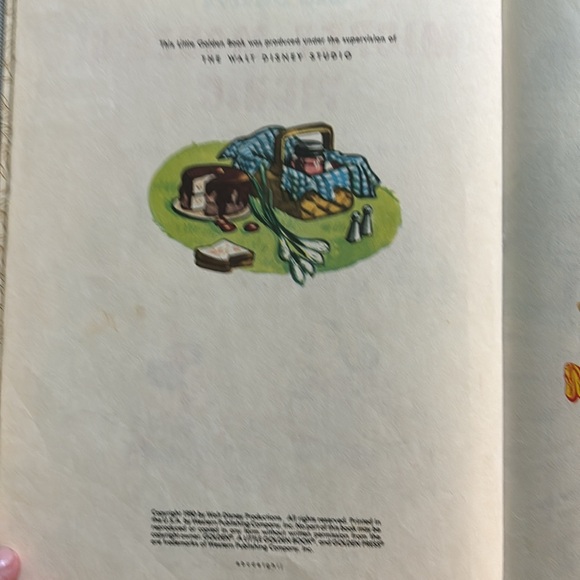 Vintage Mickey Mouse’s Picnic Book - Picture 4 of 7